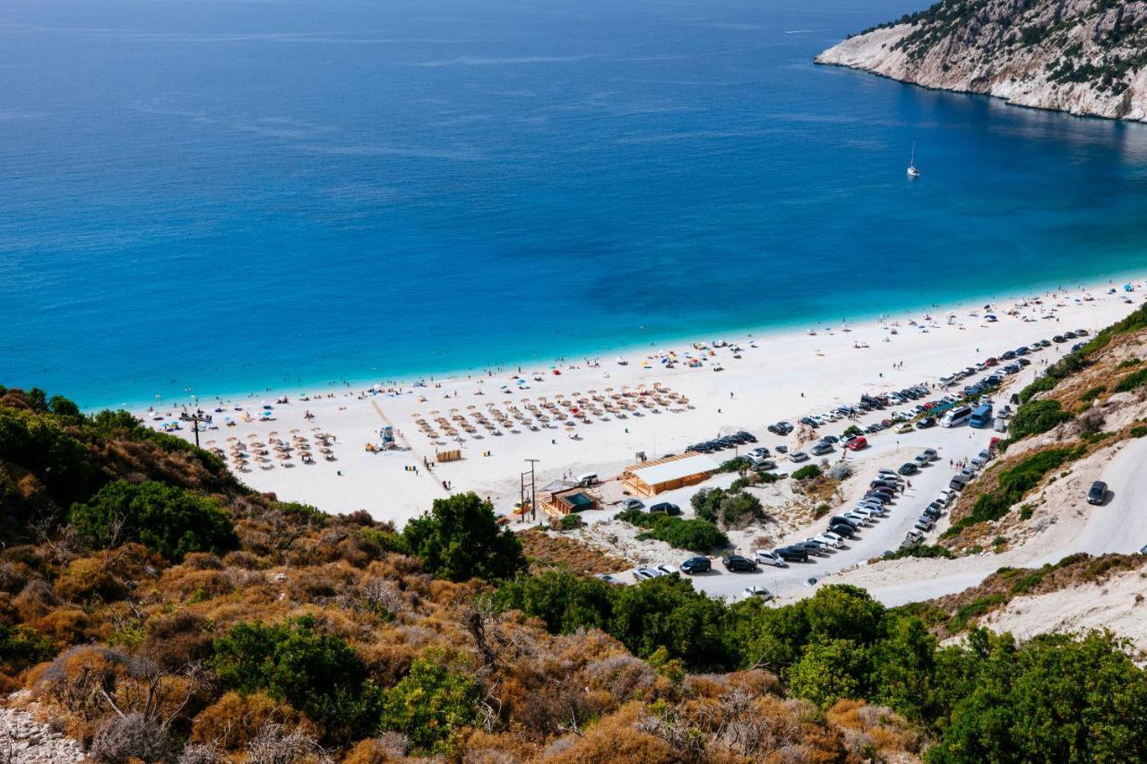 Captain Nemo Xi Beach Exterior photo